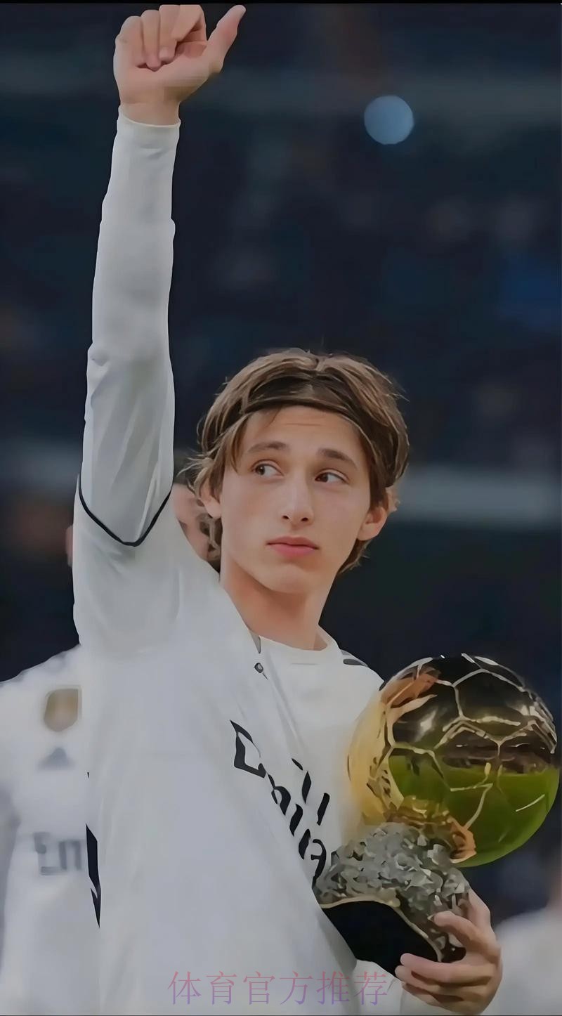 记者-迈阿密国际有兴趣签莫德里奇 他可能明年离队